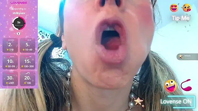 heidy sweetts online show from October 17, 2025, 11:46 am