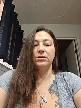 angelbaby1998 online show from January 11, 2025, 10:40 pm