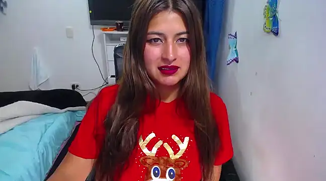 Yunhot  online show from December 14, 2024, 4:45 am