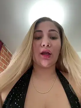 Snapshot of Celestedubois chatting on May 26, 2026, 11:12 pm Celestedubois online show from May 26, 2026, 11:12 pm