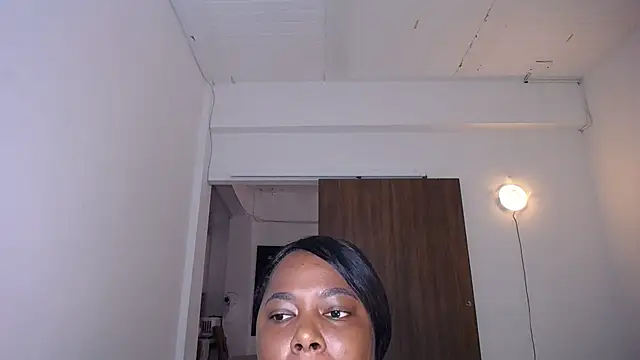 Snapshot of yselahot chatting on March 24, 2026, 1:05 pm yselahot online show from March 24, 2026, 1:05 pm