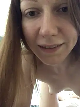  Sweet Love  online show from June 22, 2026, 1:19 pm
