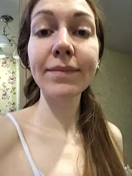  Sweet Love  online show from June 30, 2026, 11:33 am