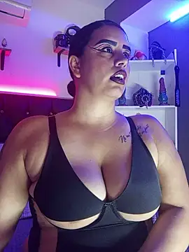 MariaGaitan online show from April 25, 2026, 5:10 pm