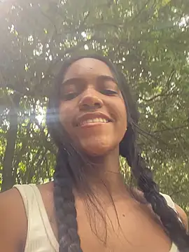 Snapshot of Tina_Rouse2 chatting on January 24, 2025, 4:28 pm Tina Rouse2 online show from January 24, 2025, 4:28 pm