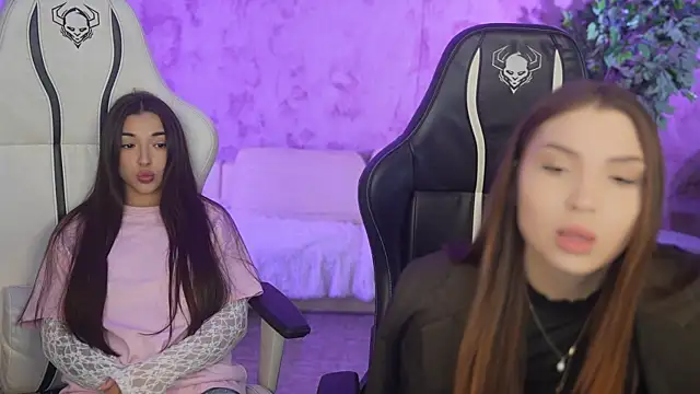 Jasmine Flow online show from September 16, 2025, 10:27 am