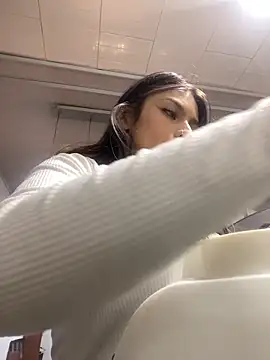 Tiffanysurez  online show from March 13, 2026, 12:56 pm