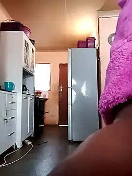 ZOQULUx online show from February 16, 2026, 5:03 am