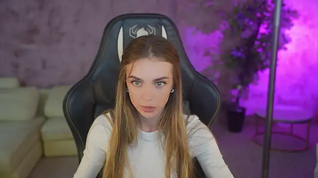 Anabelka054 online show from November 19, 2025, 11:32 am