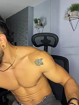 ARON TAYLER01 online show from November 15, 2025, 10:23 am