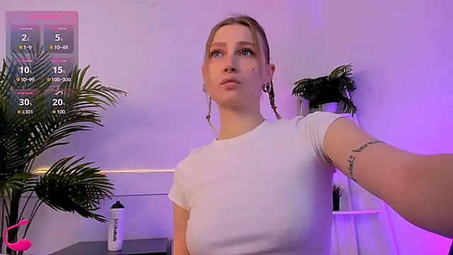 Jess Anders  online show from November 26, 2025, 6:25 am