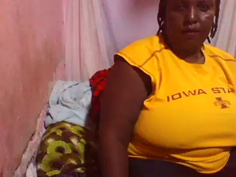 big clits online show from March 13, 2025, 2:23 pm