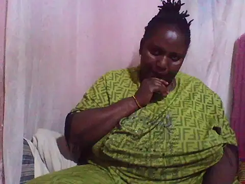 big clits online show from October 7, 2025, 4:09 am