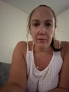 Wisie Cutie online show from October 12, 2025, 4:50 pm