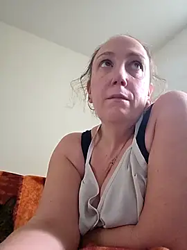 Wisie Cutie online show from February 19, 2026, 3:30 pm