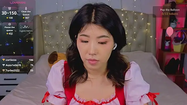 Wendy  Hills online show from December 31, 2024, 10:48 am