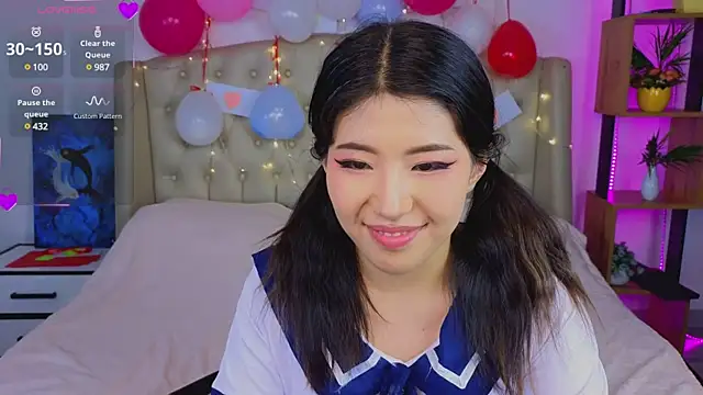 Wendy  Hills online show from February 8, 2025, 6:44 pm