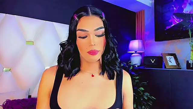 Snapshot of AiishaRose chatting on March 22, 2026, 3:54 am AiishaRose online show from March 22, 2026, 3:54 am