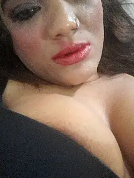 Snapshot of Indianpleasure300 chatting on December 14, 2024, 9:51 am Indianpleasure300 online show from December 14, 2024, 9:51 am