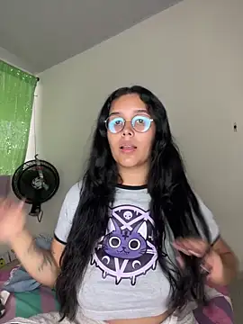 Annya-sweet online show from February 10, 2025, 4:04 pm