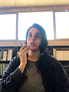 Annya-sweet online show from November 18, 2025, 4:33 pm