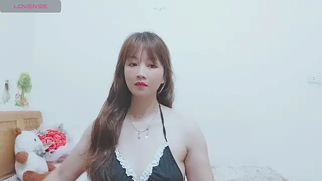 Holygirlsweet777 online show from December 4, 2024, 10:24 am