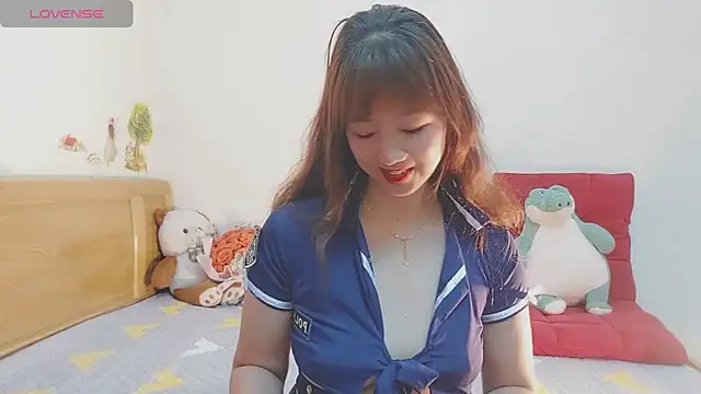 Holygirlsweet777 online show from December 17, 2024, 4:12 am