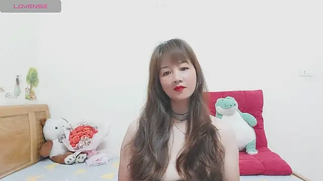 Holygirlsweet777 online show from December 18, 2024, 1:15 am