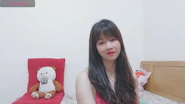 Holygirlsweet777 online show from March 21, 2025, 1:34 am