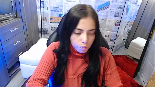 i am nina  online show from February 7, 2025, 2:29 am