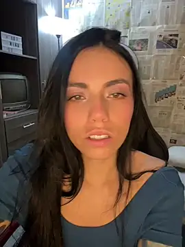 Snapshot of i_am_nina_ chatting on July 19, 2026, 2:26 am i am nina online show from July 19, 2026, 2:26 am