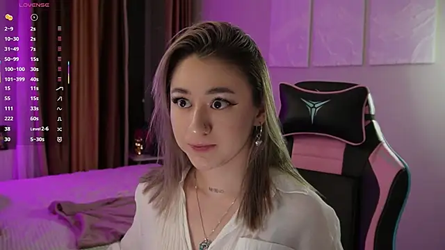 Fiona-Love online show from January 14, 2026, 5:18 pm