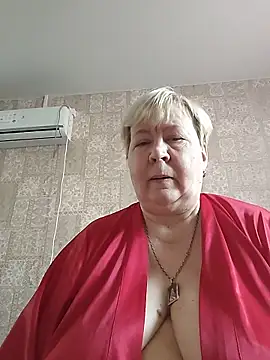 EffectFiona online show from March 10, 2026, 12:43 pm