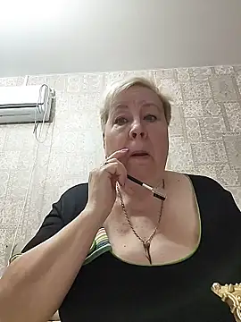 EffectFiona online show from May 22, 2026, 10:48 pm