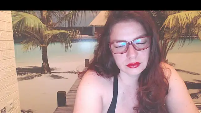 Snapshot of Queen__Natasha chatting on July 8, 2026, 10:14 pm Queen Natasha online show from July 8, 2026, 10:14 pm