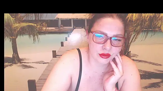 Snapshot of Queen__Natasha chatting on July 25, 2026, 7:33 pm Queen Natasha online show from July 25, 2026, 7:33 pm