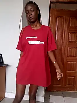 Prettybecs online show from October 21, 2025, 9:43 am