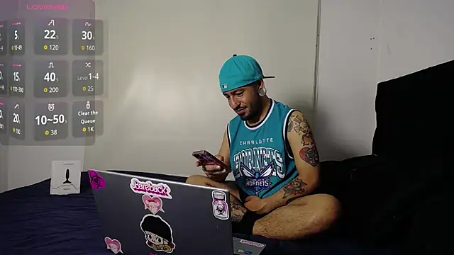 nika 1312 online show from April 8, 2026, 3:28 am