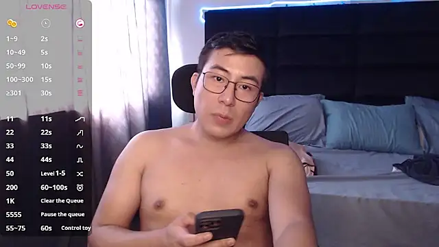 andrewmhilton  online show from November 10, 2025, 7:13 pm