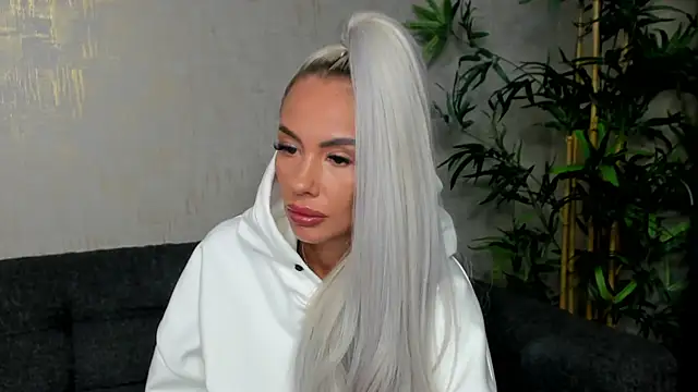 Bailey Rush online show from February 17, 2025, 5:43 pm