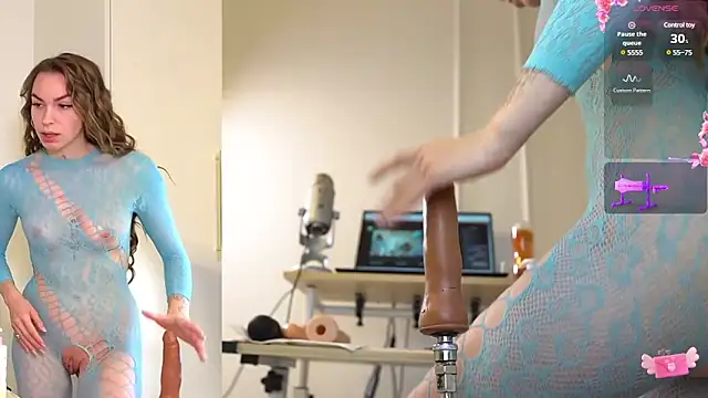 Miss69Ri99 online show from January 18, 2025, 5:48 pm