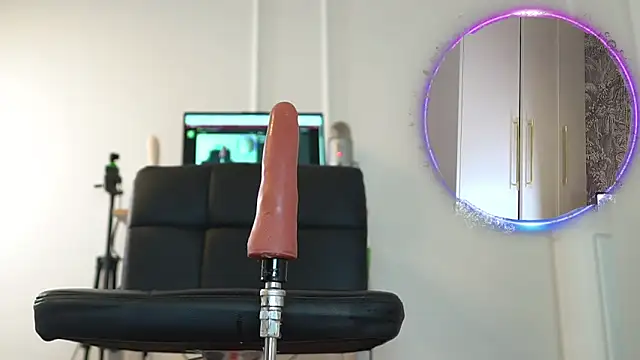 Miss69Ri99 online show from March 19, 2026, 6:28 am