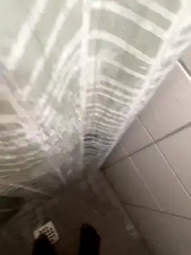 Snapshot of 1leftbender chatting on November 12, 2025, 5:19 am 1leftbender online show from November 12, 2025, 5:19 am