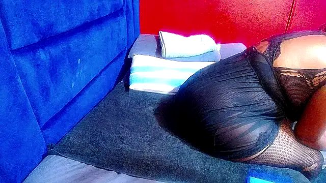 Snapshot of Lelety79 chatting on April 14, 2026, 8:31 am Lelety79 online show from April 14, 2026, 8:31 am