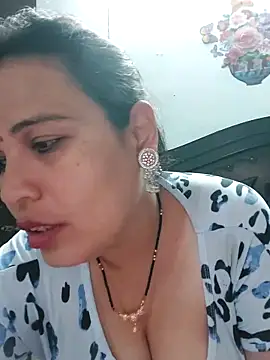 Snapshot of Poojabhabi101 chatting on February 22, 2026, 5:51 am Poojabhabi101 online show from February 22, 2026, 5:51 am