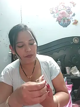 Snapshot of Poojabhabi101 chatting on March 7, 2026, 5:59 am Poojabhabi101 online show from March 7, 2026, 5:59 am