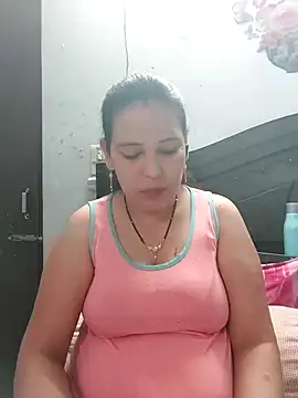 Snapshot of Poojabhabi101 chatting on April 1, 2026, 6:03 am Poojabhabi101 online show from April 1, 2026, 6:03 am
