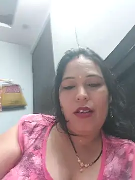 Snapshot of Poojabhabi101 chatting on April 2, 2026, 5:49 am Poojabhabi101 online show from April 2, 2026, 5:49 am