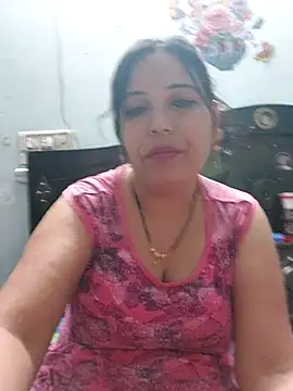 Snapshot of Poojabhabi101 chatting on April 16, 2026, 5:52 am Poojabhabi101 online show from April 16, 2026, 5:52 am
