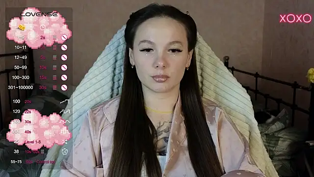 lil luna x online show from February 1, 2025, 4:00 pm